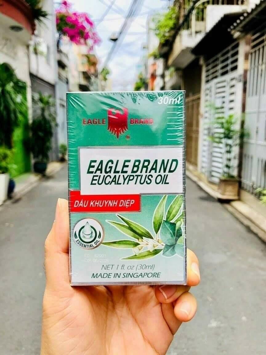 Dầu khuynh diệp Con Ó cho bé