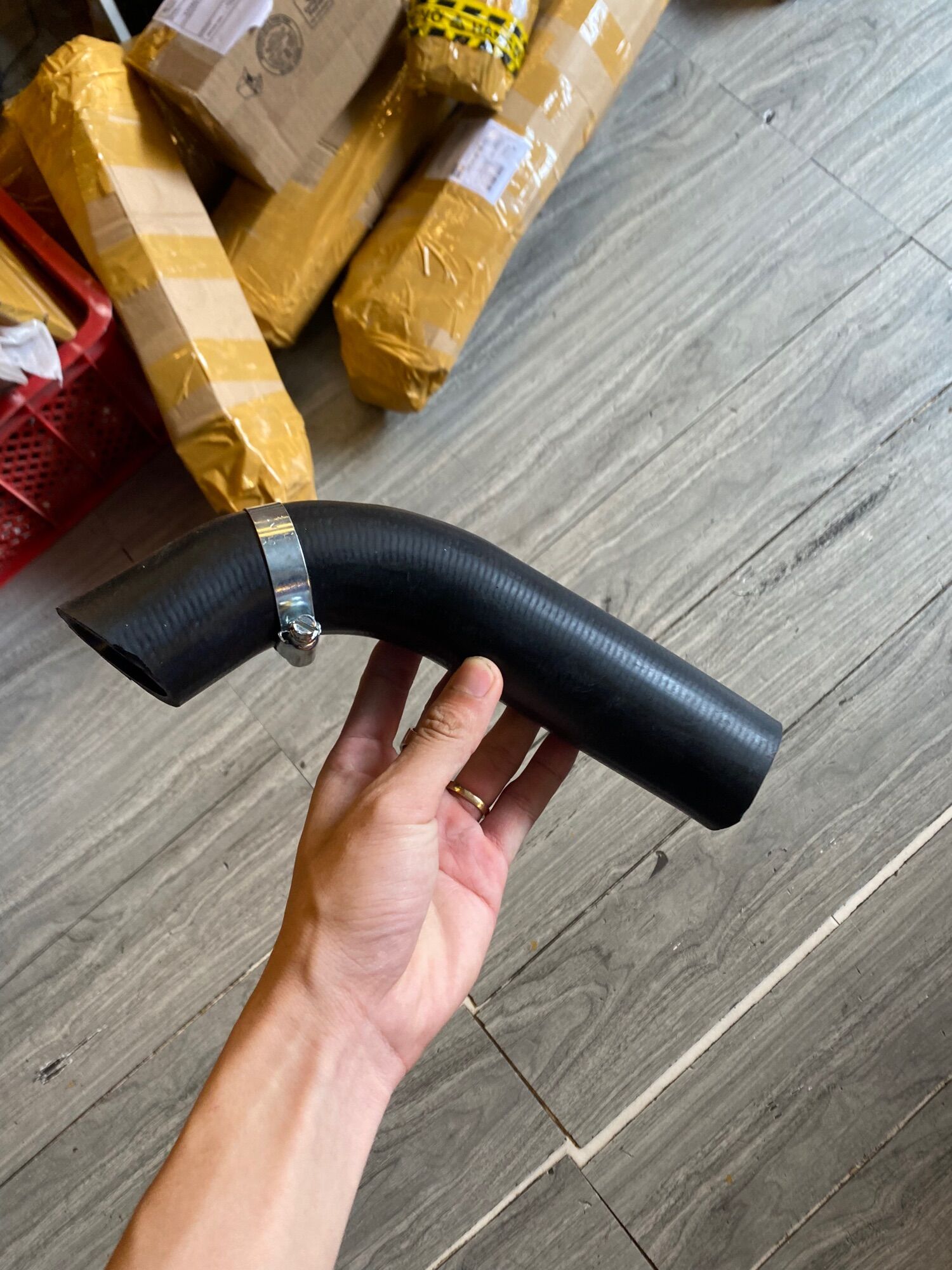 Co xăng cao su lớn gắn họng xăng fi vario click ab