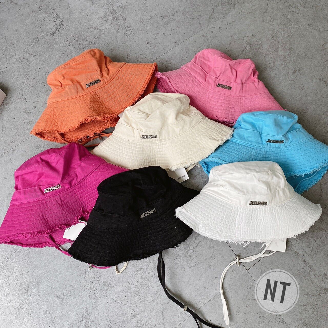 🥳🥳🥳 mũ jacquemus hot hit✨✨✨hot nhất quả đất về bnh cũng hết ạ🥳🥳🥳 mũ jacquemus hot hit ❌b200 k. sll giá siu tốt
