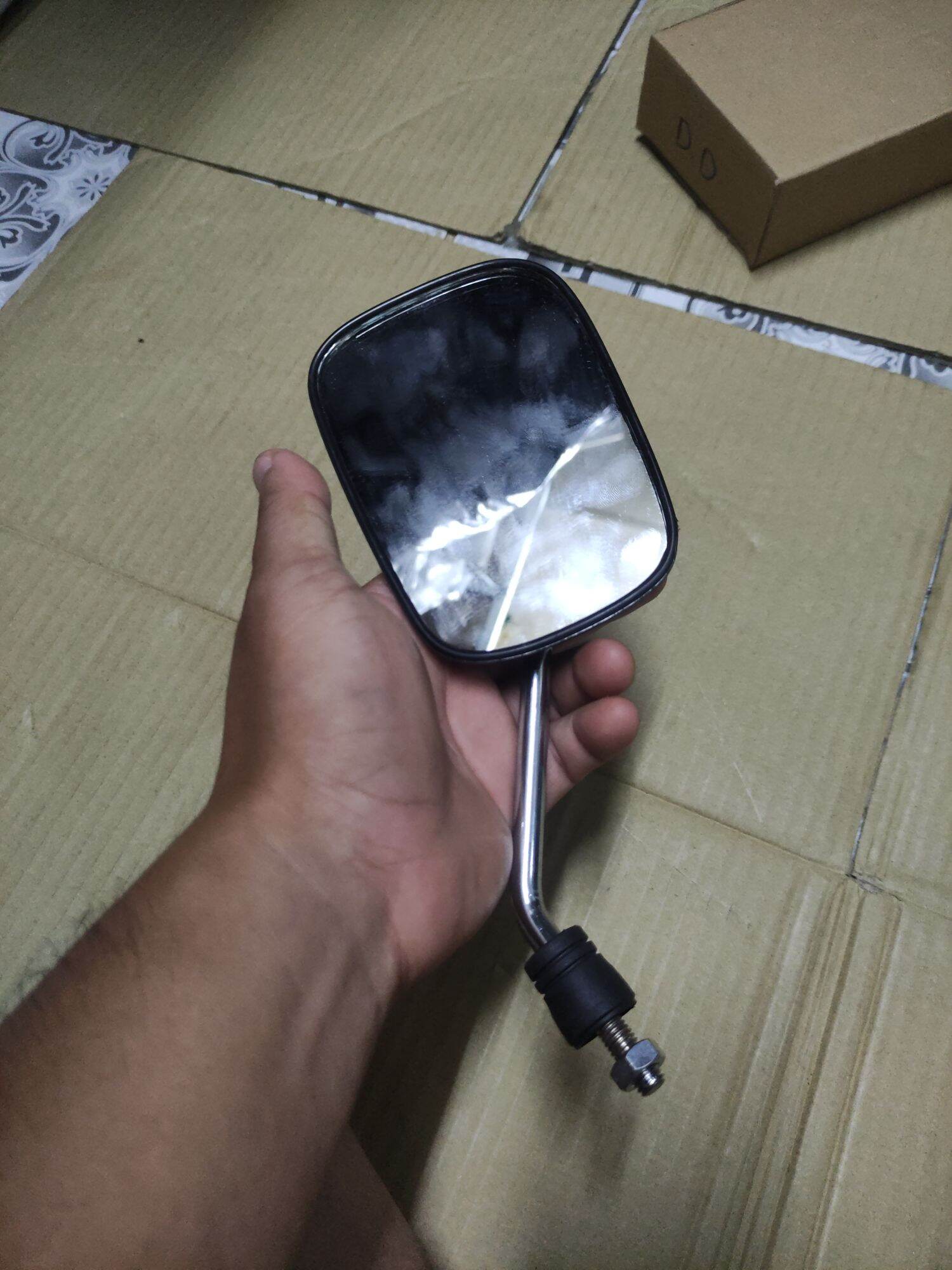 Kính chiếu hậu xe 82,dd,dh