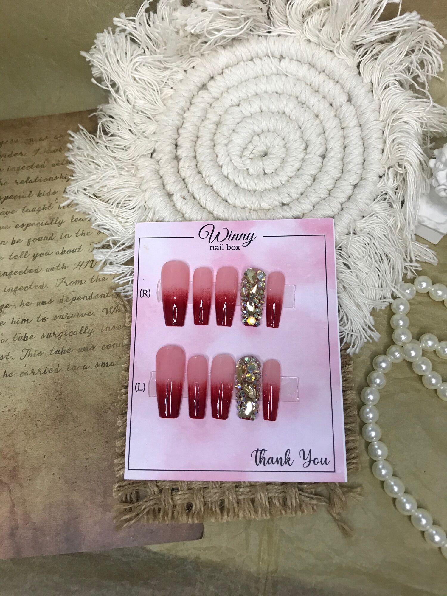 Nailbox móng up móng giả đỏ ombre đính đá