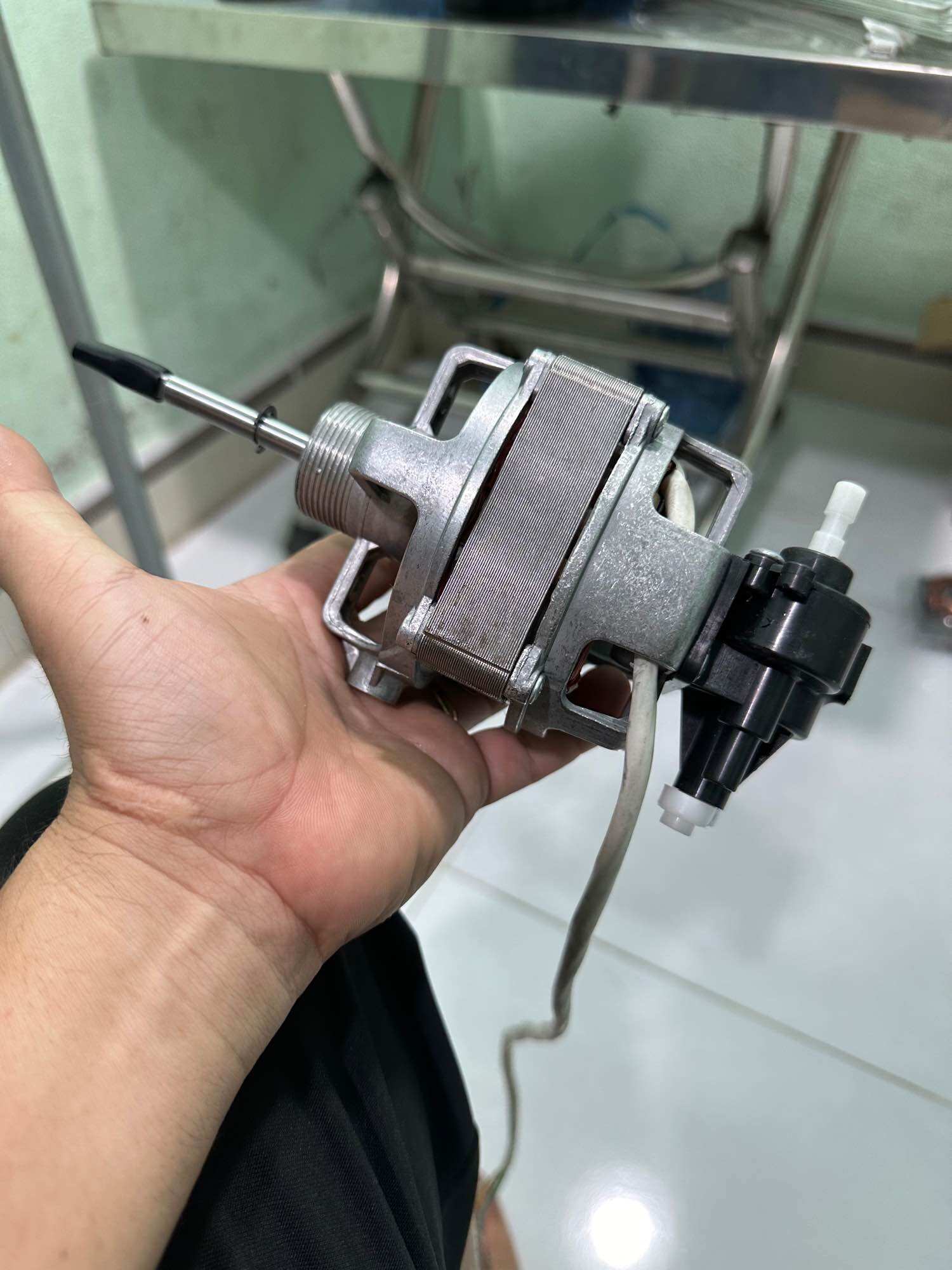  Motor quạt b4 quạt bàn quạt treo hàng chất lượng đã lắp ráp sẵn mới 100% 