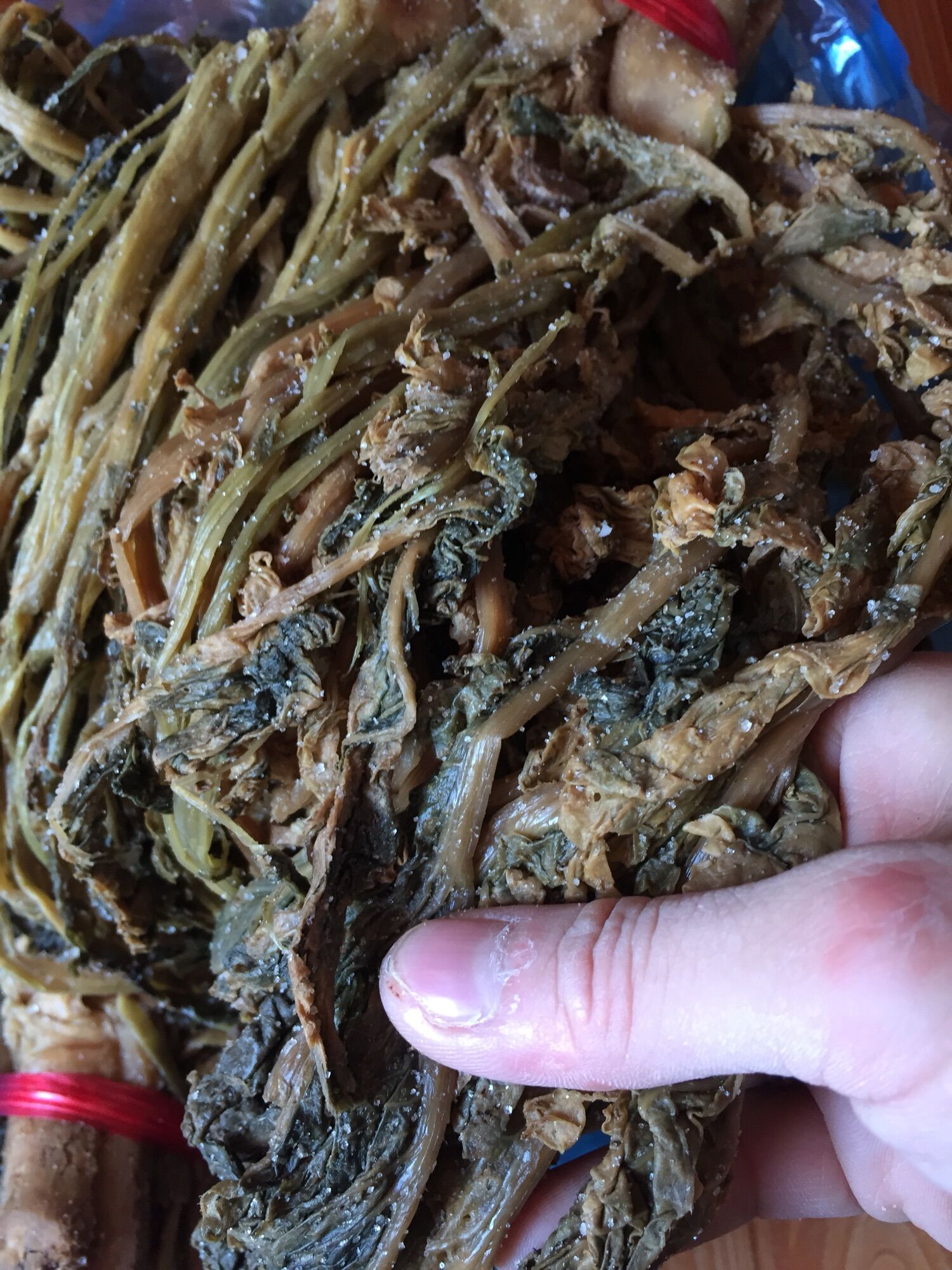 Rau tàu soi muối mặn của người dân tộc