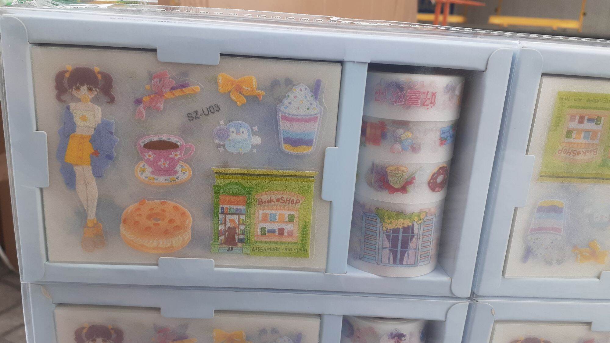 hộp sticker trang trí và băng keo sticker