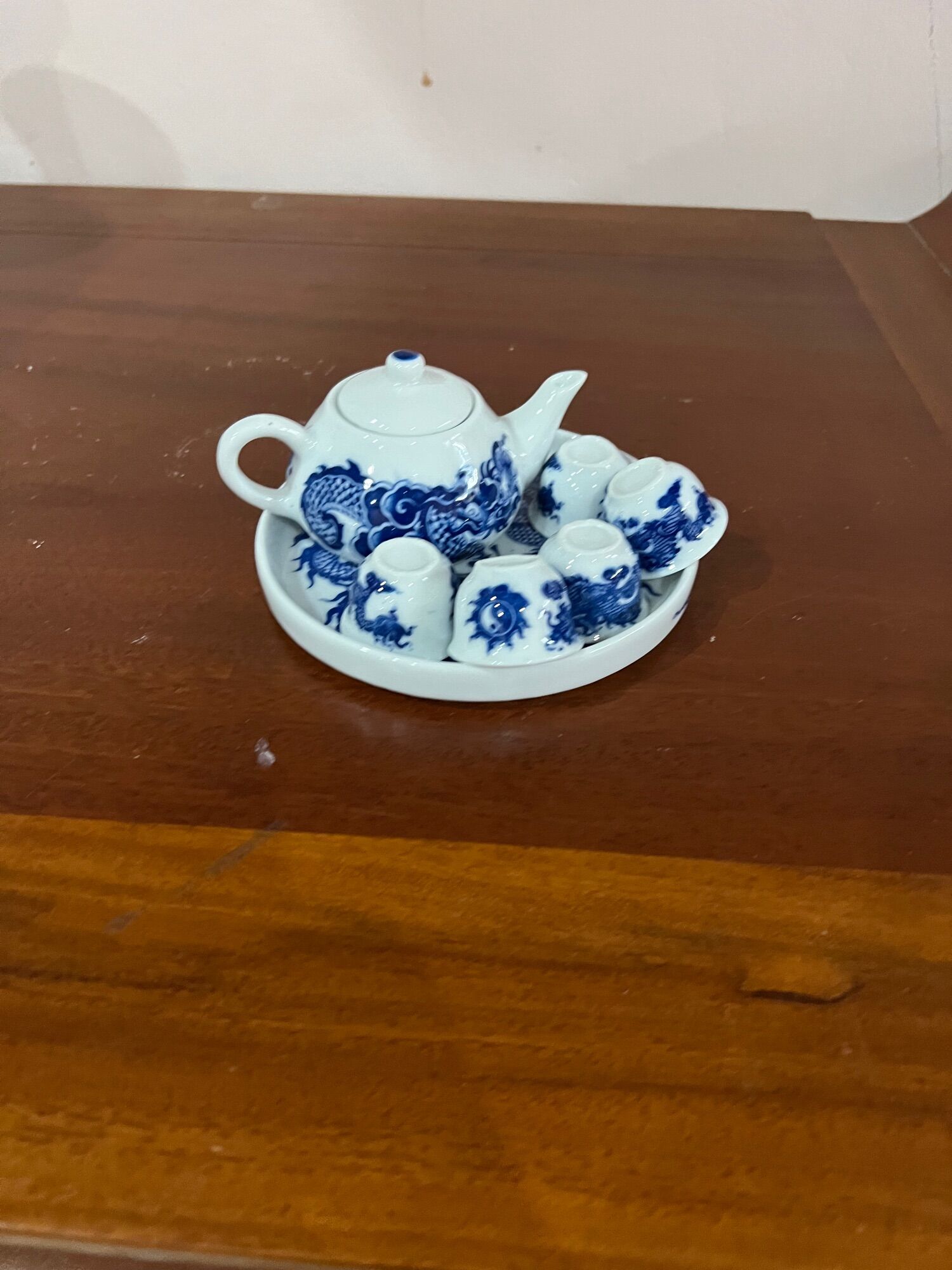 Bộ ấm trà men lam, ấm pha trà bày bàn thờ