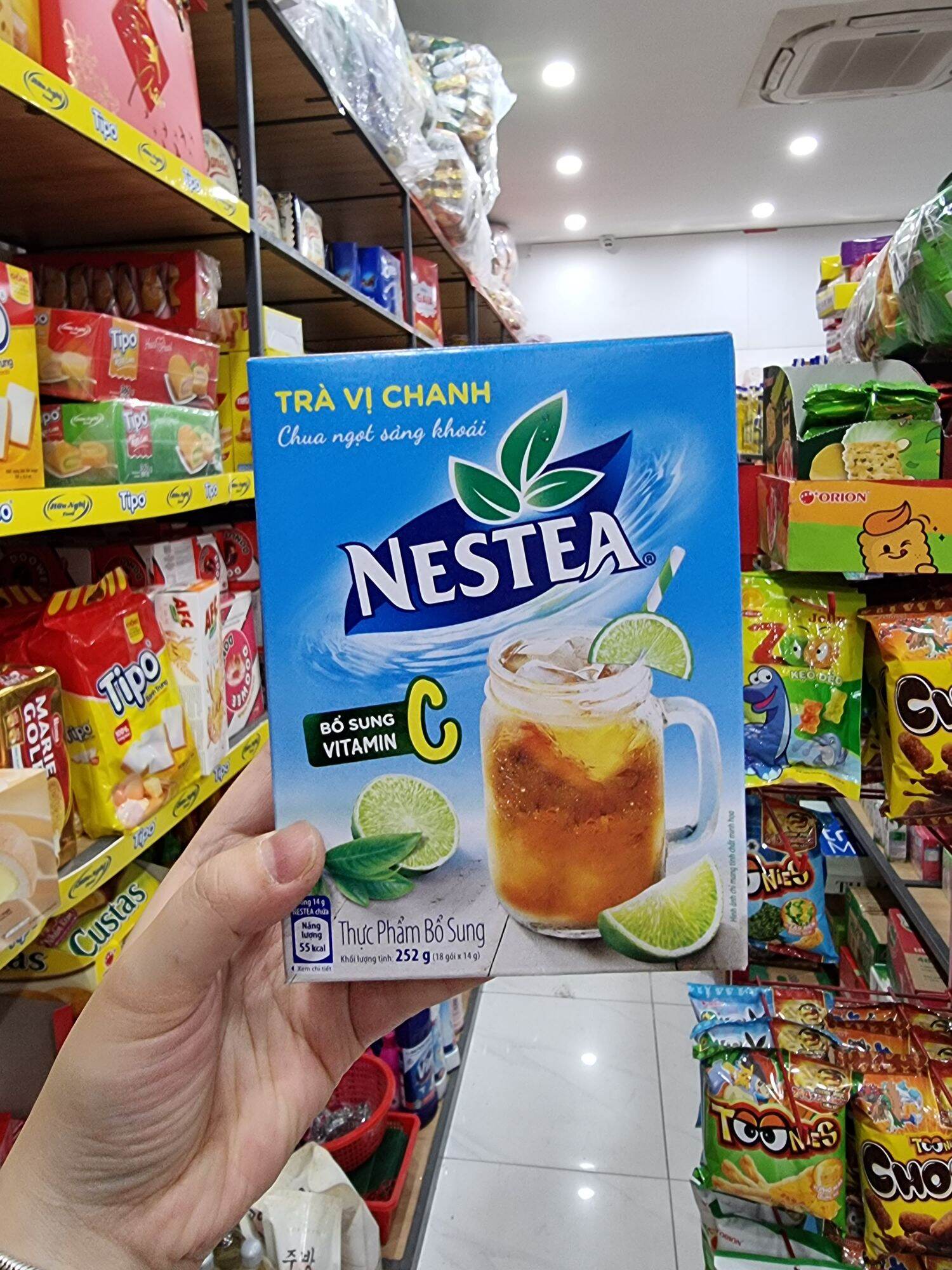 Trà chanh Nestea 252g 18 gói