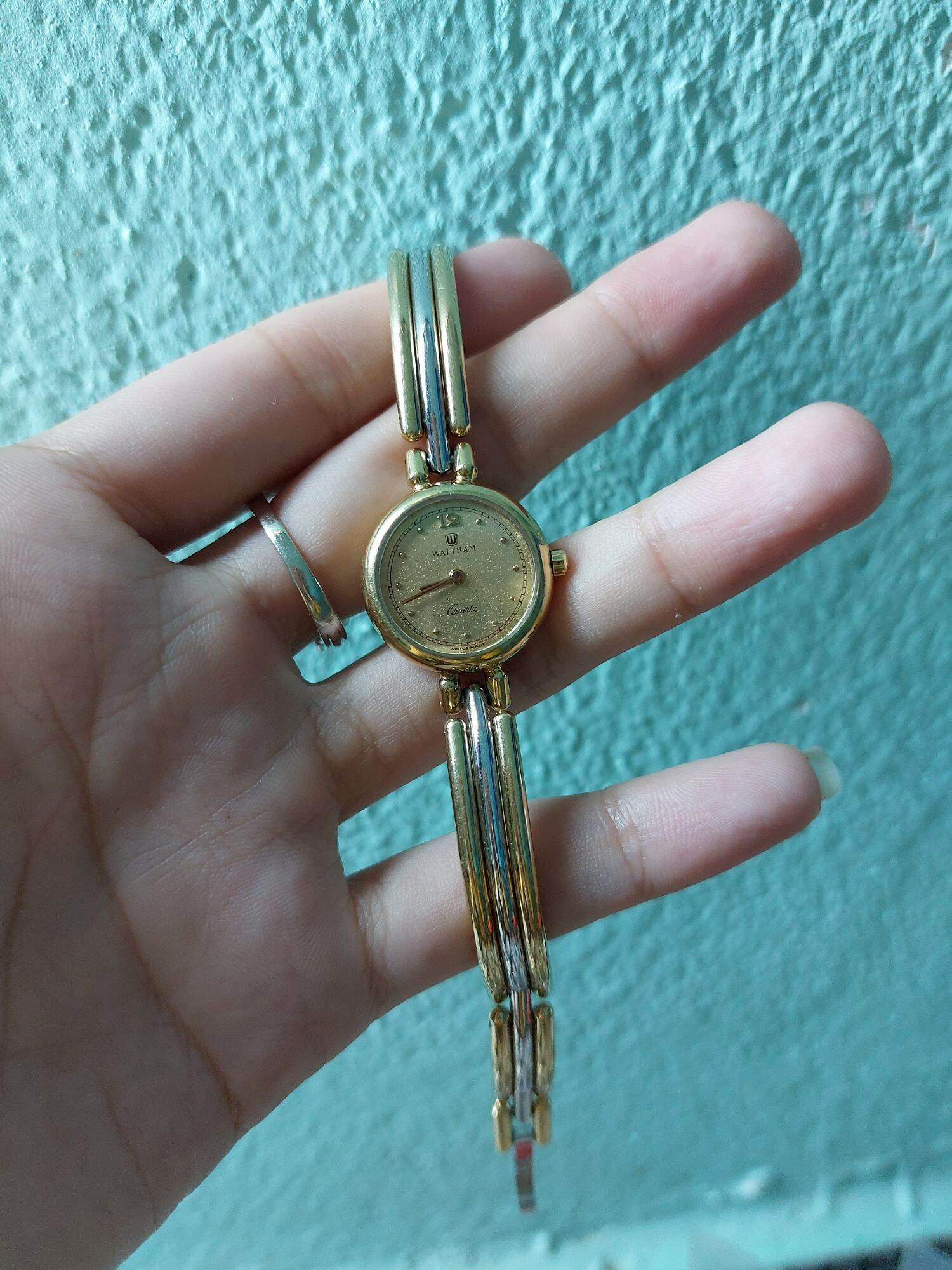 đồng hồ nữ waltham Thụy Sỹ