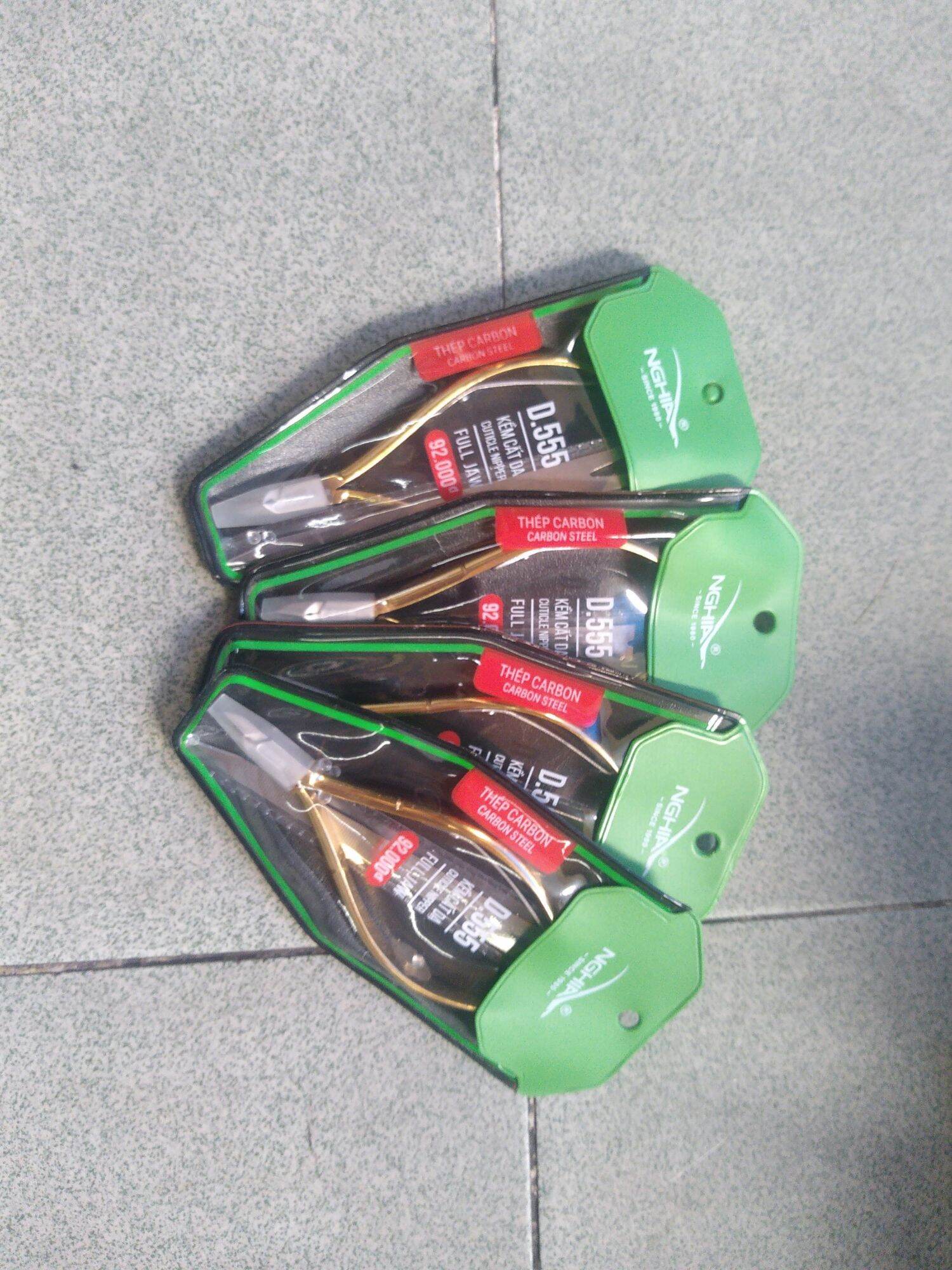 Kềm cắt da d555