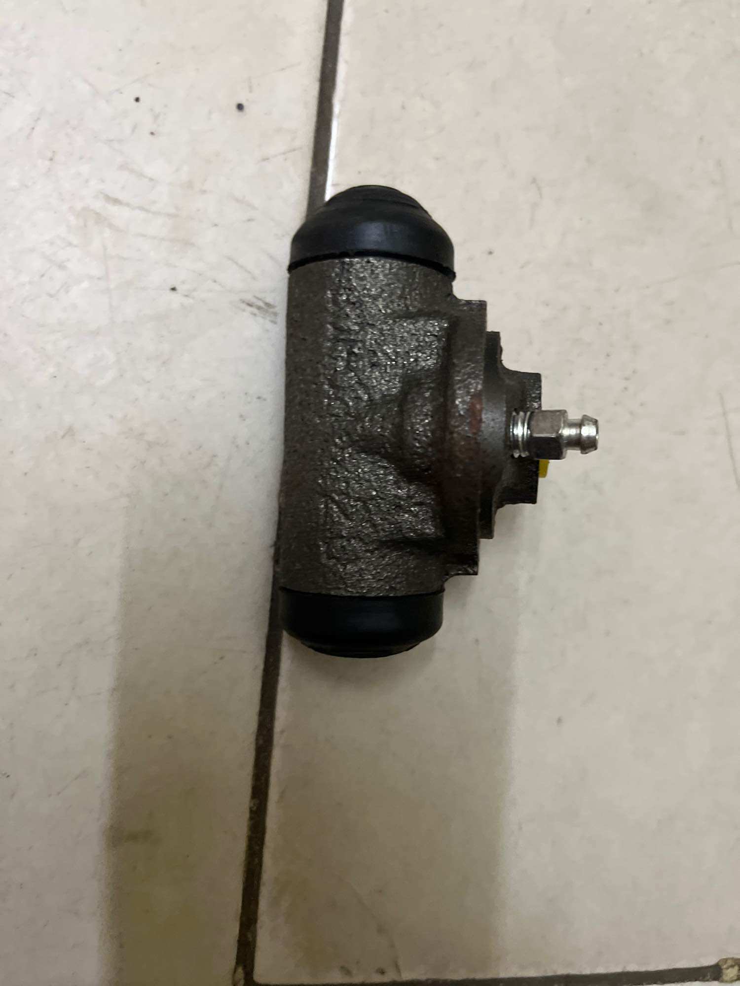 Xi lanh phanh sau ( heo bánh sau) Fiat Siena Và Fiat Albea