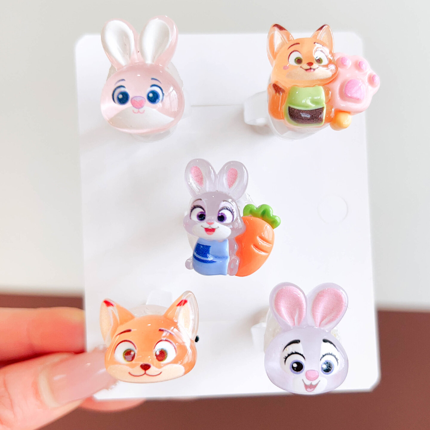 Bộ Nhẫn Dán Hình Cartoon Cho Bé Gái