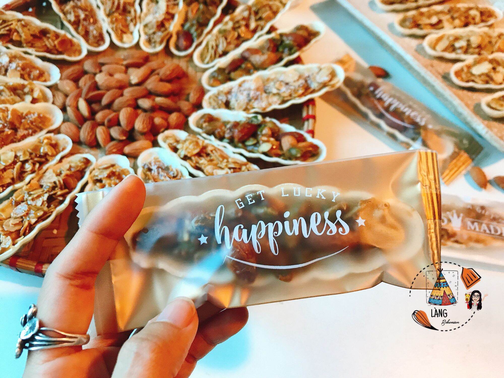 Bánh Thuyền Hạt (Hạnh nhân)