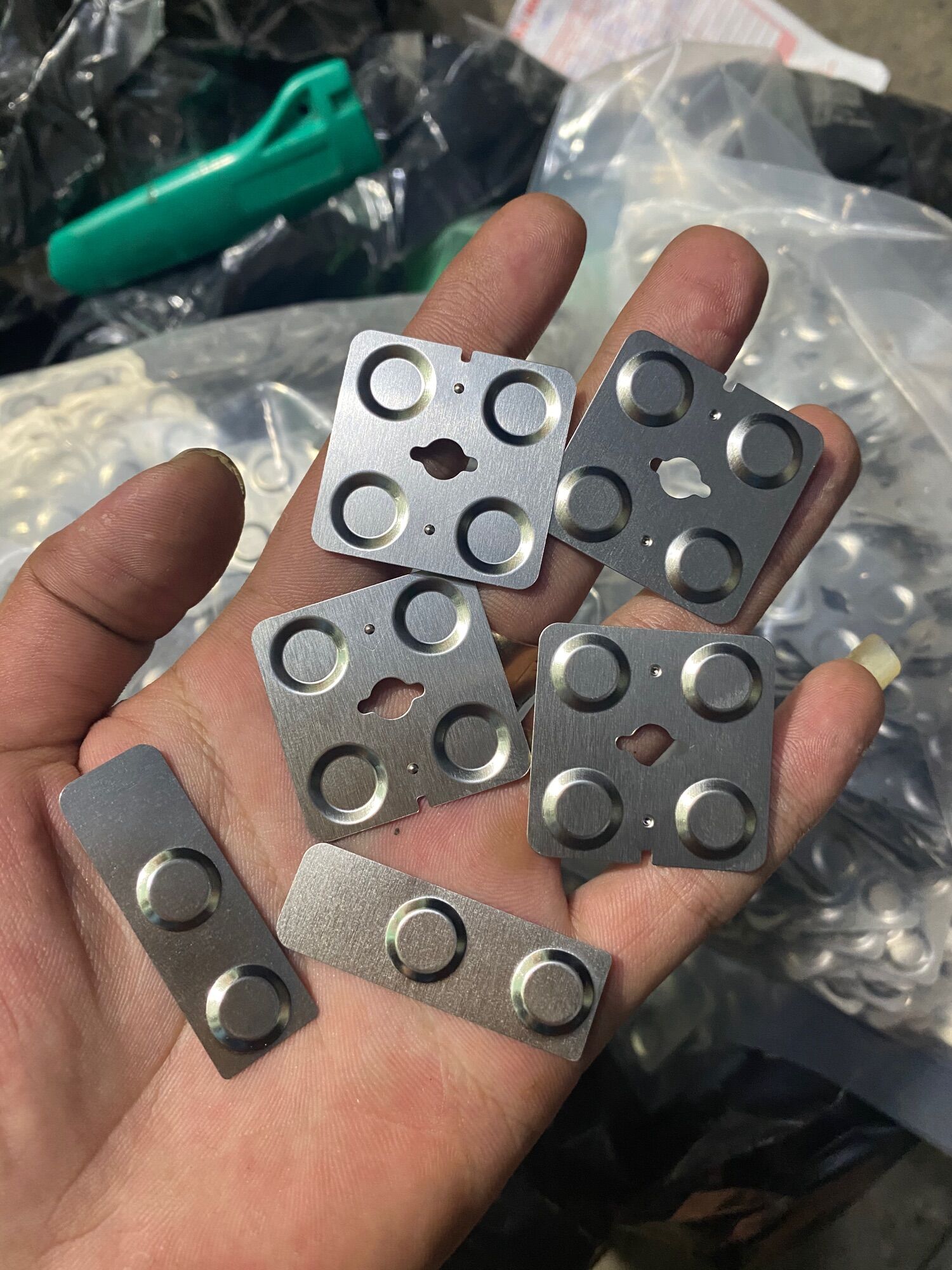 Bộ 6 miếng kẽm hàn cell makita