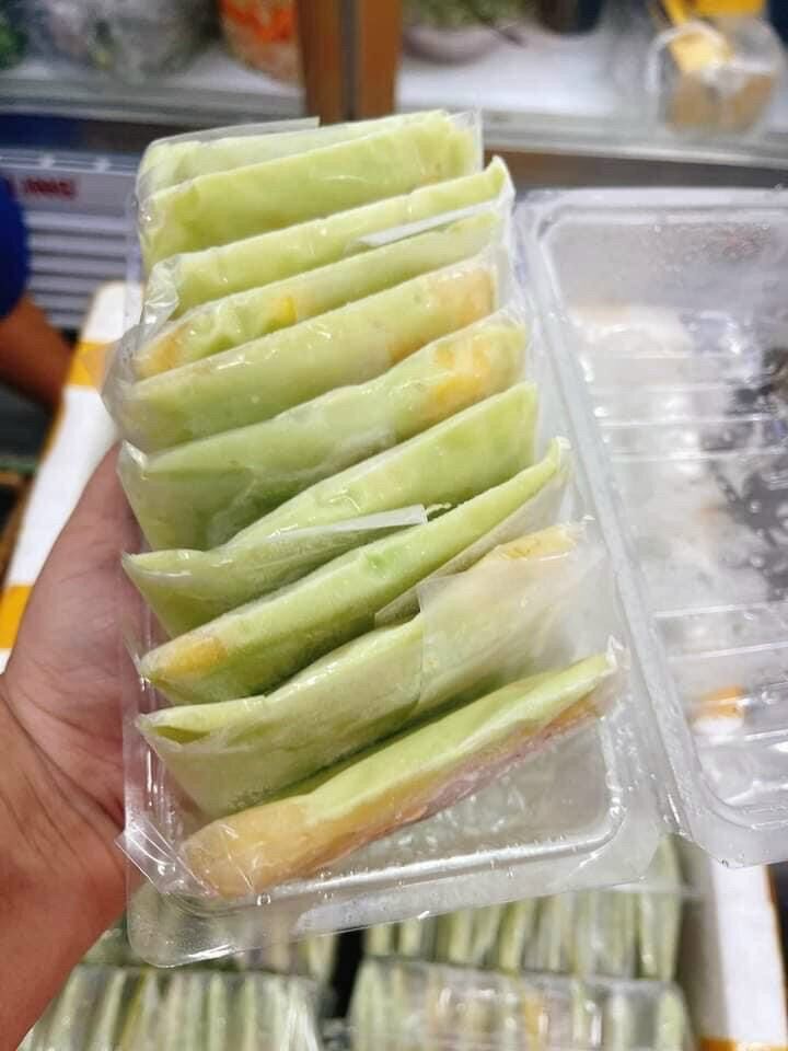 Kem chuối mít cốt dừa vị lá dứa hộp 10 cái