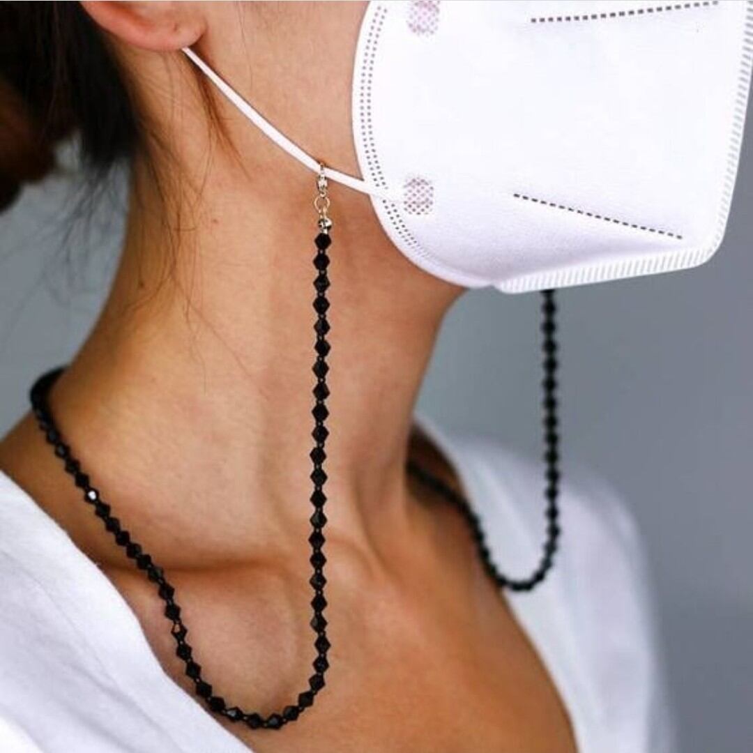 Dây đeo khẩu trang hạt đá đen