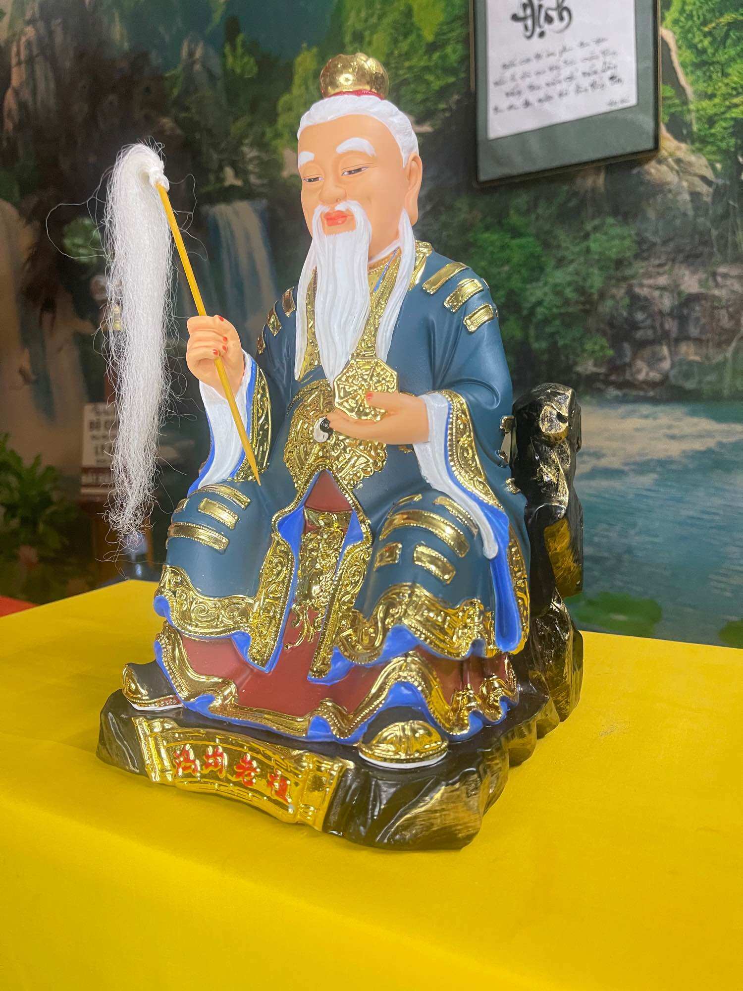 Tượng Hồng Quân Lão Tổ