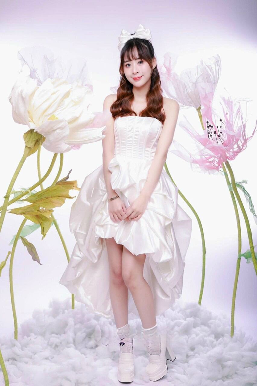 ĐẦM XÒE CUP BÍ