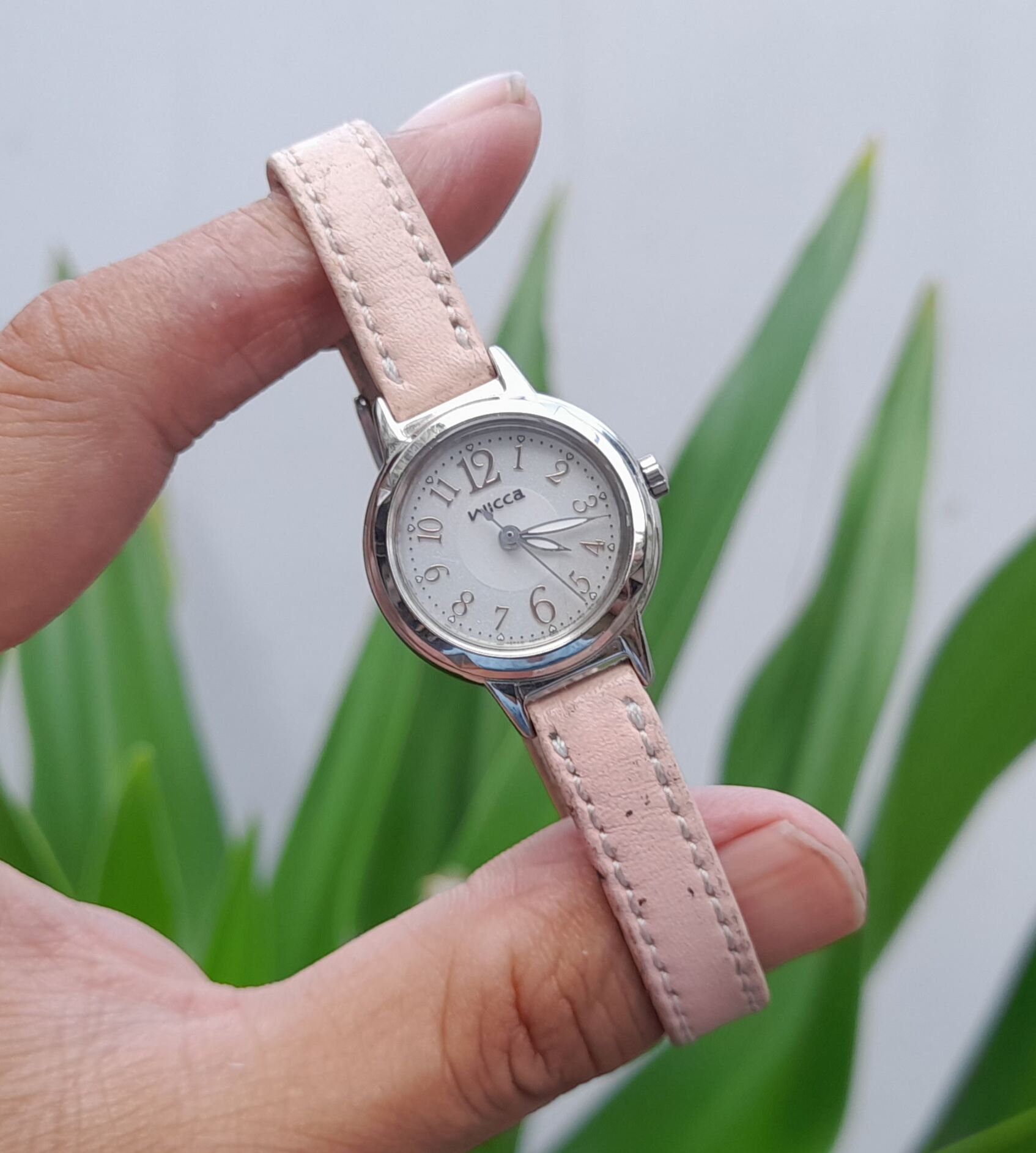 Đồng hồ nữ Wicca Citizen pin Solar năng lượng size24mm