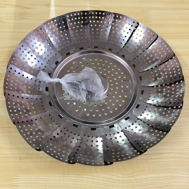 Dĩa hấp đồ ăn dạng xòe chất liệu inox