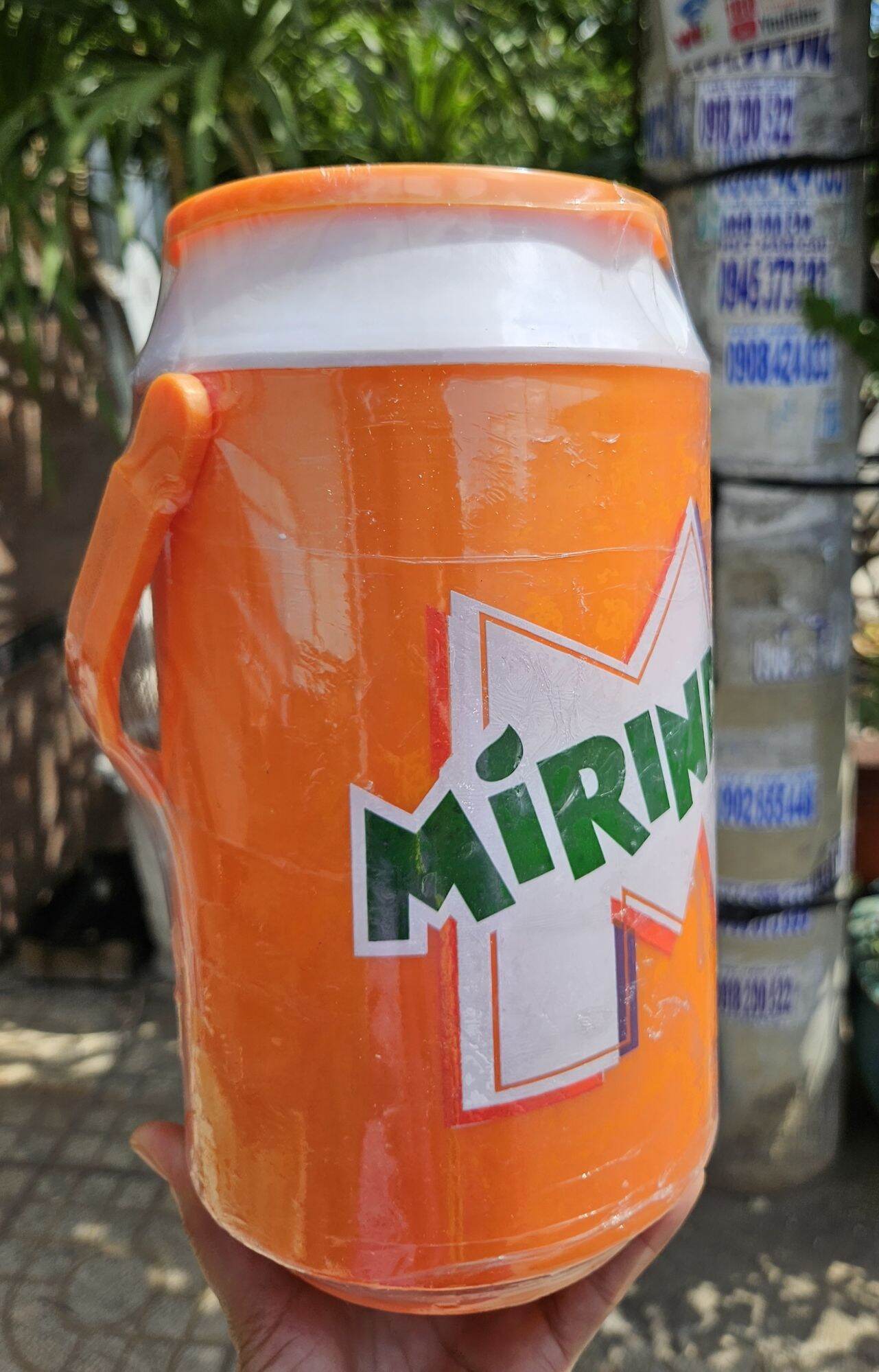 Bình Đá Hình Lon1,5L.HKM