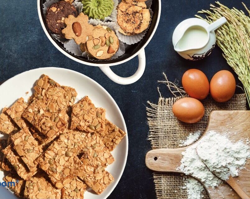 Bánh tuiles hạnh nhân mix hạt