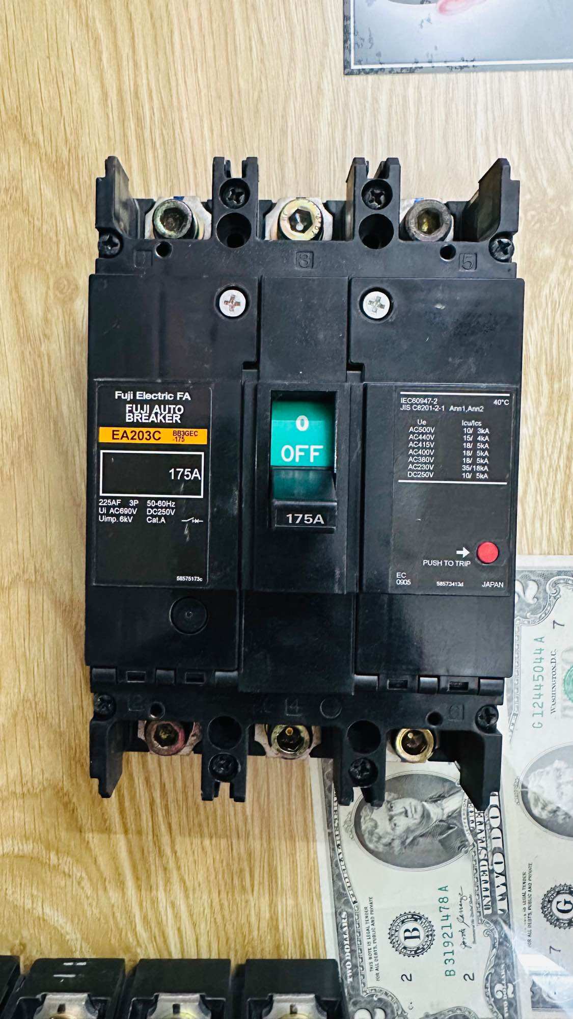 Mccb 3 Phase Mitsubishi, Fuji 125A~225A (Used Japanese Goods - 85-95% New)
