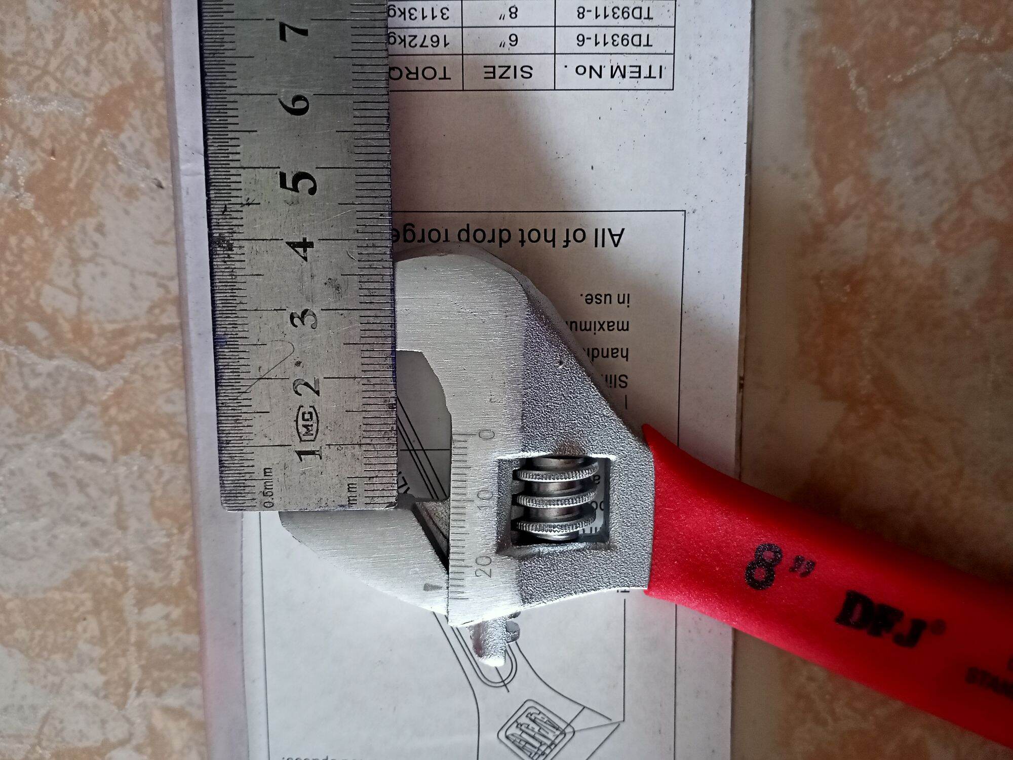 mỏ lết 8in