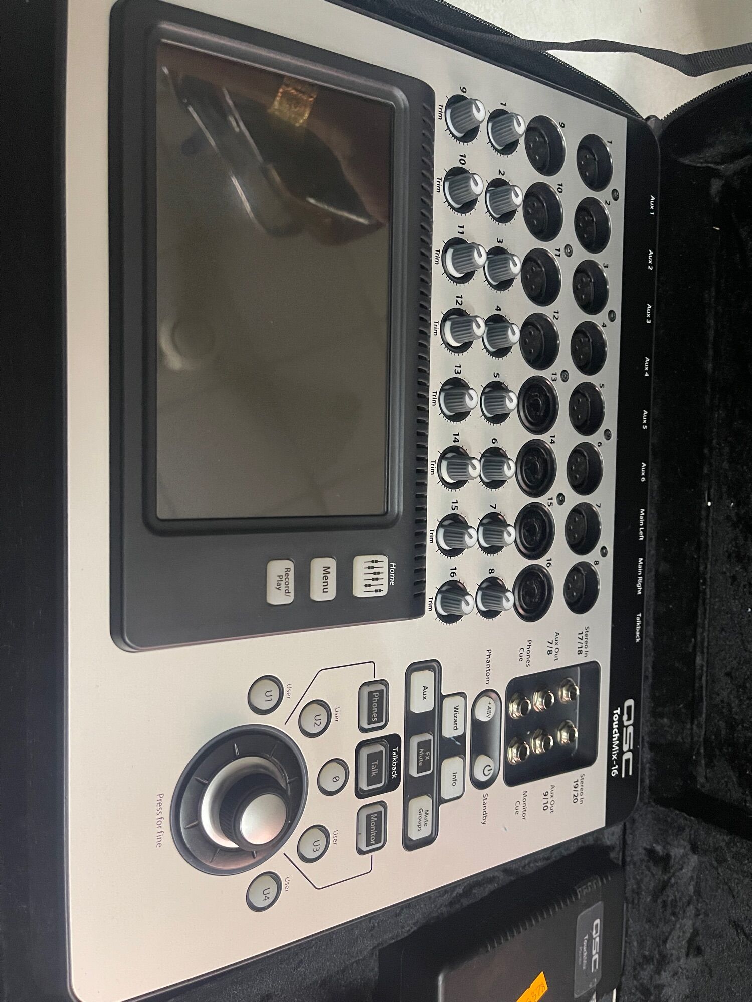 Mixer Qsc Touchmix16