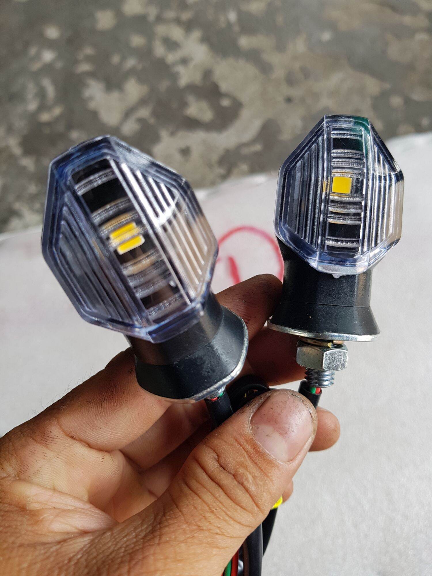 đèn xi nhan led 2 tầng (1 cặp)