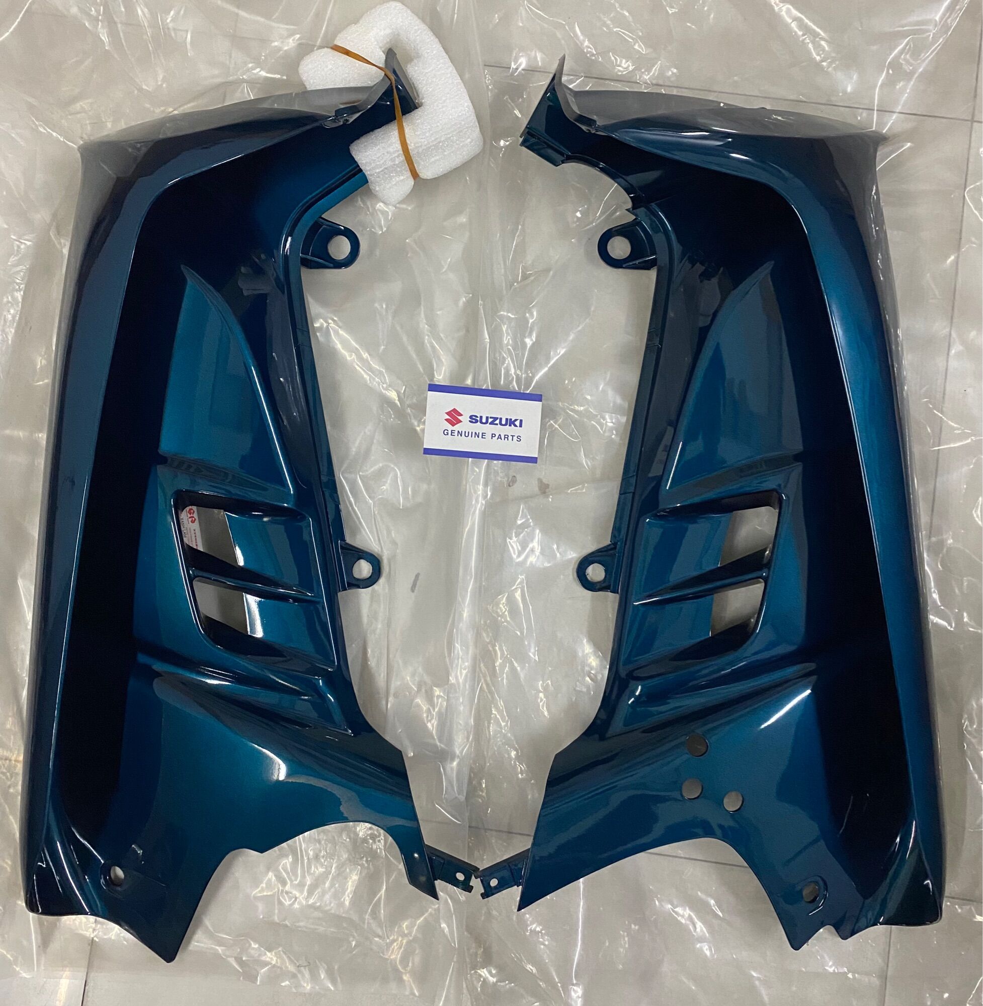 Bửng viva 110 suzuki chính hãng