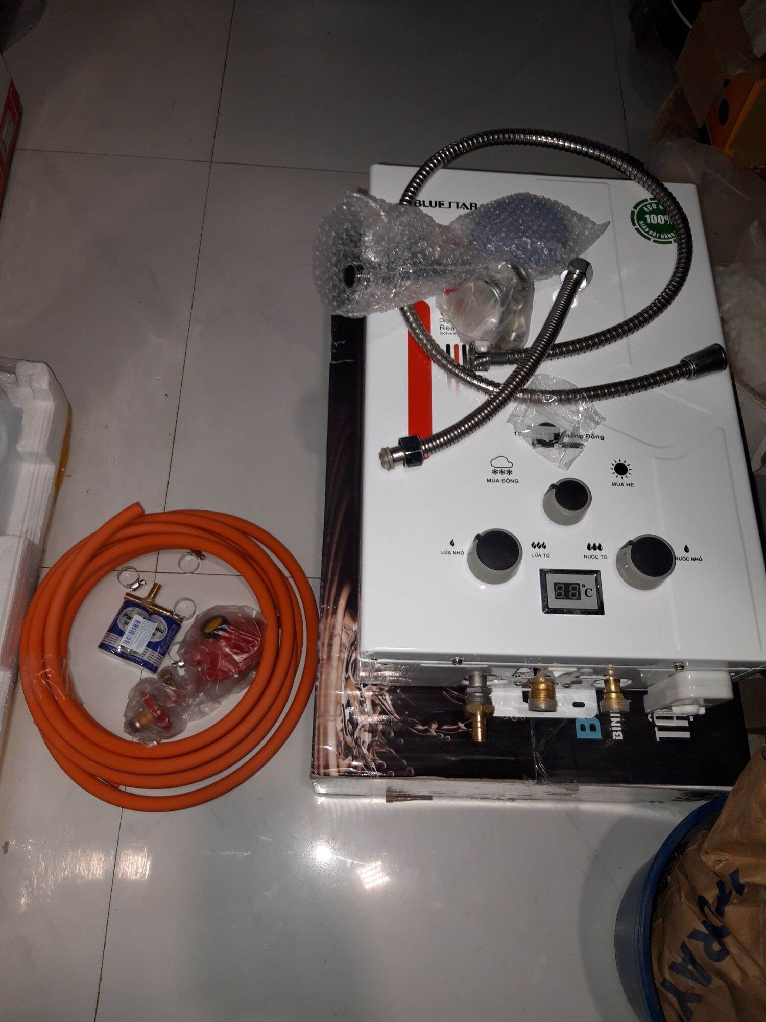 Bình nóng lạnh gá Bluestar Gold 10L Combo
