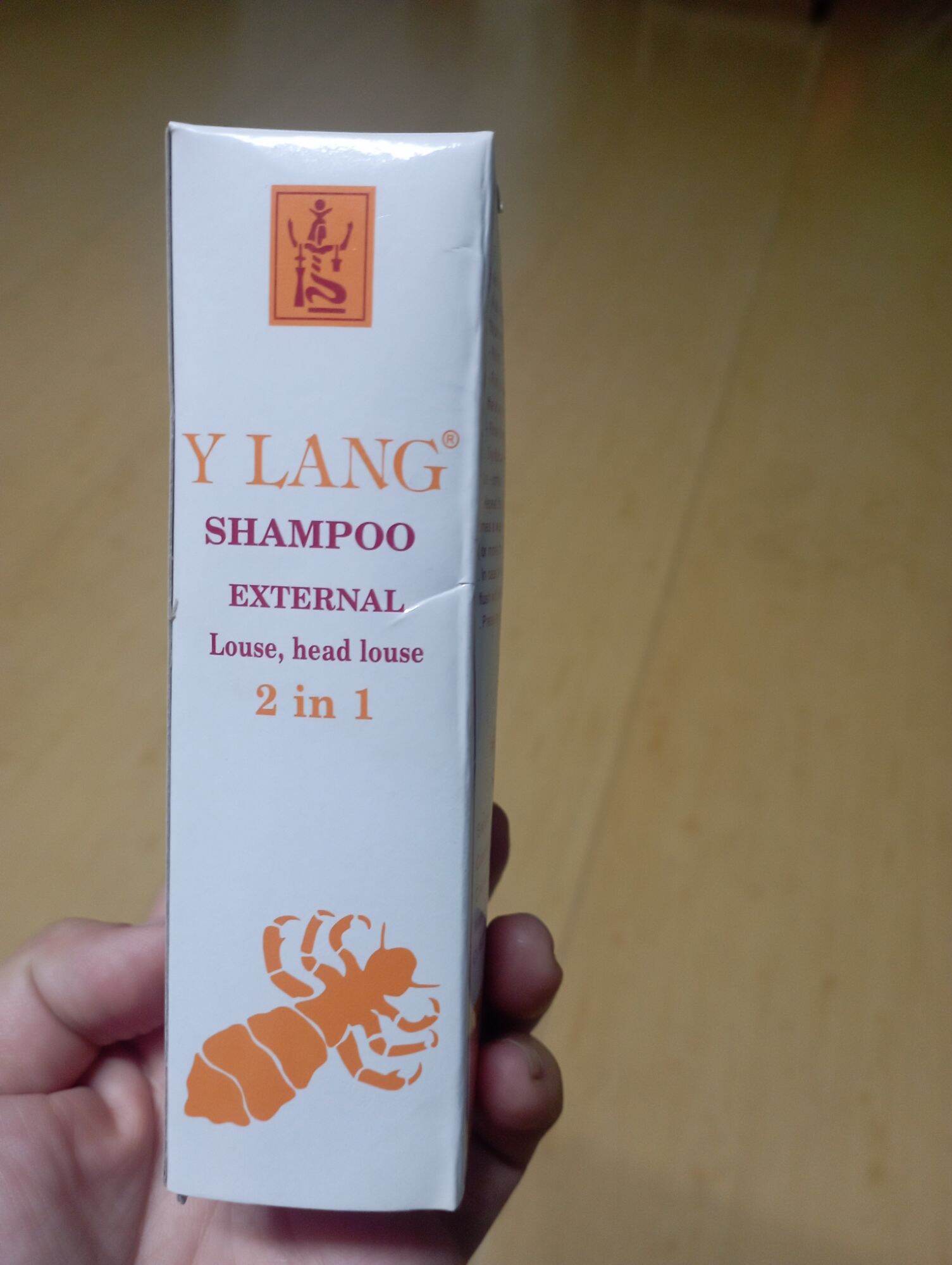 Dầu gội trị chấy Y Lang