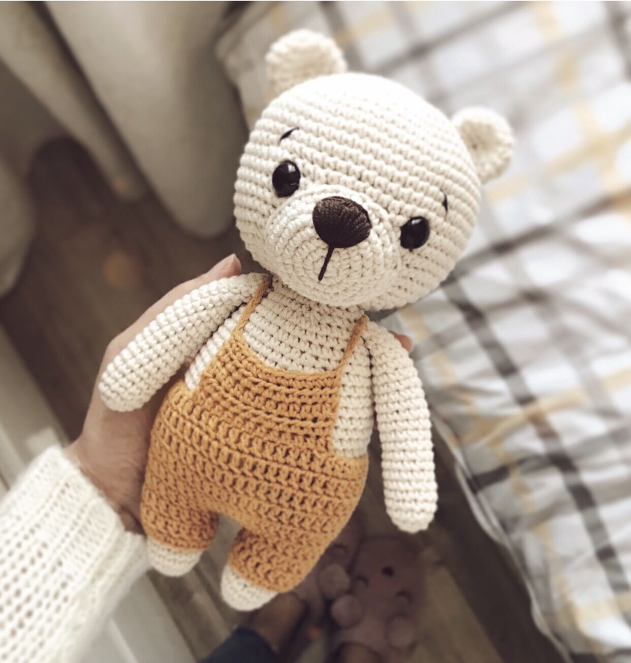 Thú len nhồi bông handmade - Gấu mặc yếm