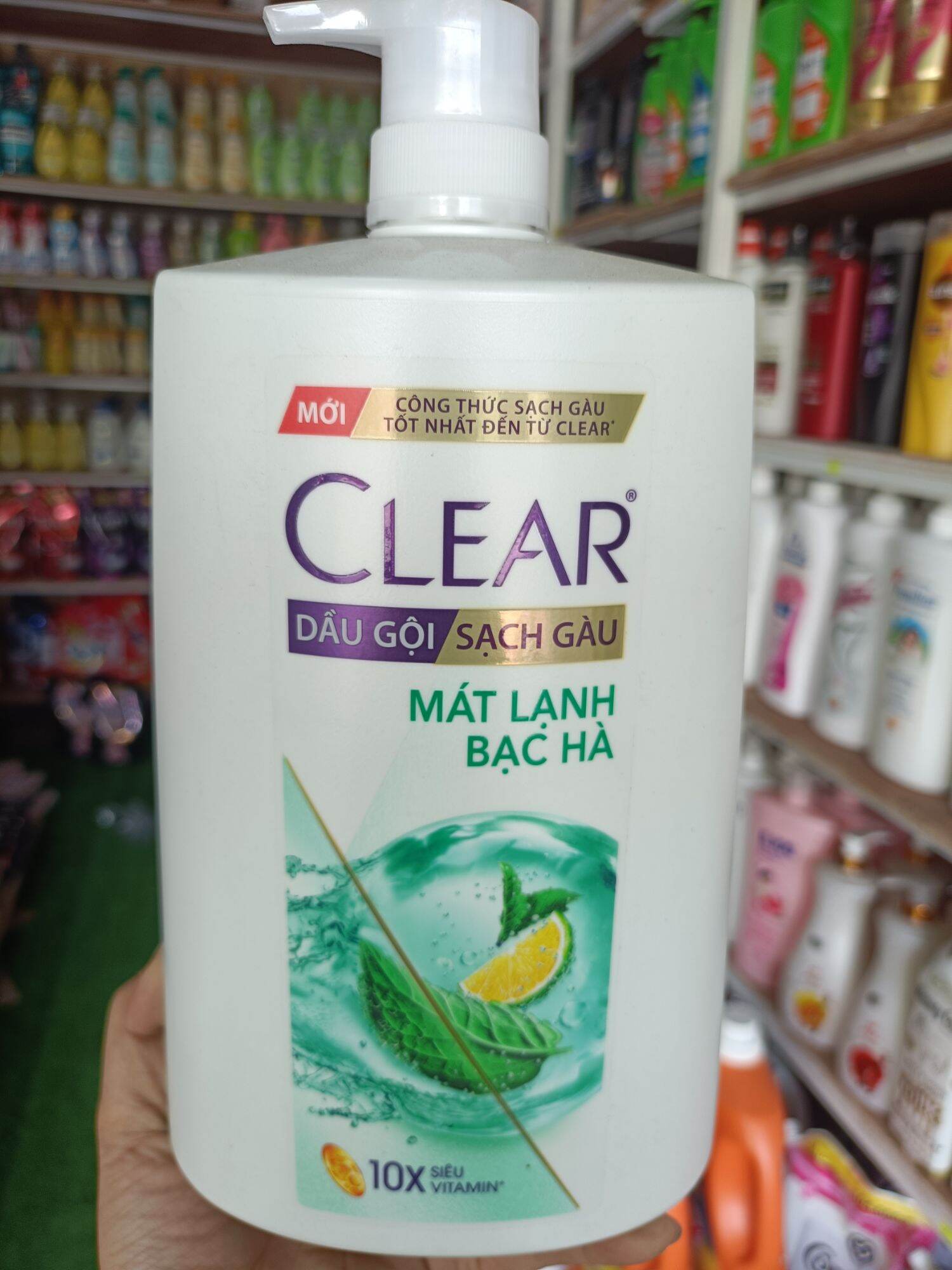 Dầu gội Clear Mát Lạnh Bạc Hà sạch gàu 1,4kg