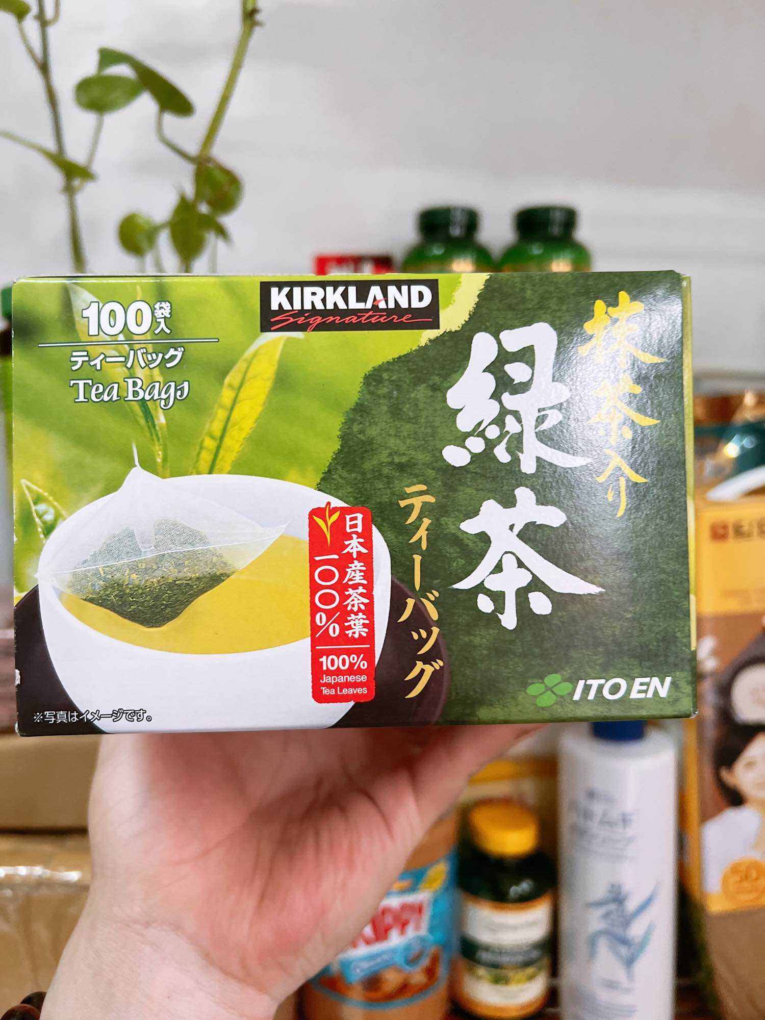Trà xanh túi lọc Green Tea Sencha & Matcha Kirkland Signature hộp 100 gói của Mỹ Trà xanh