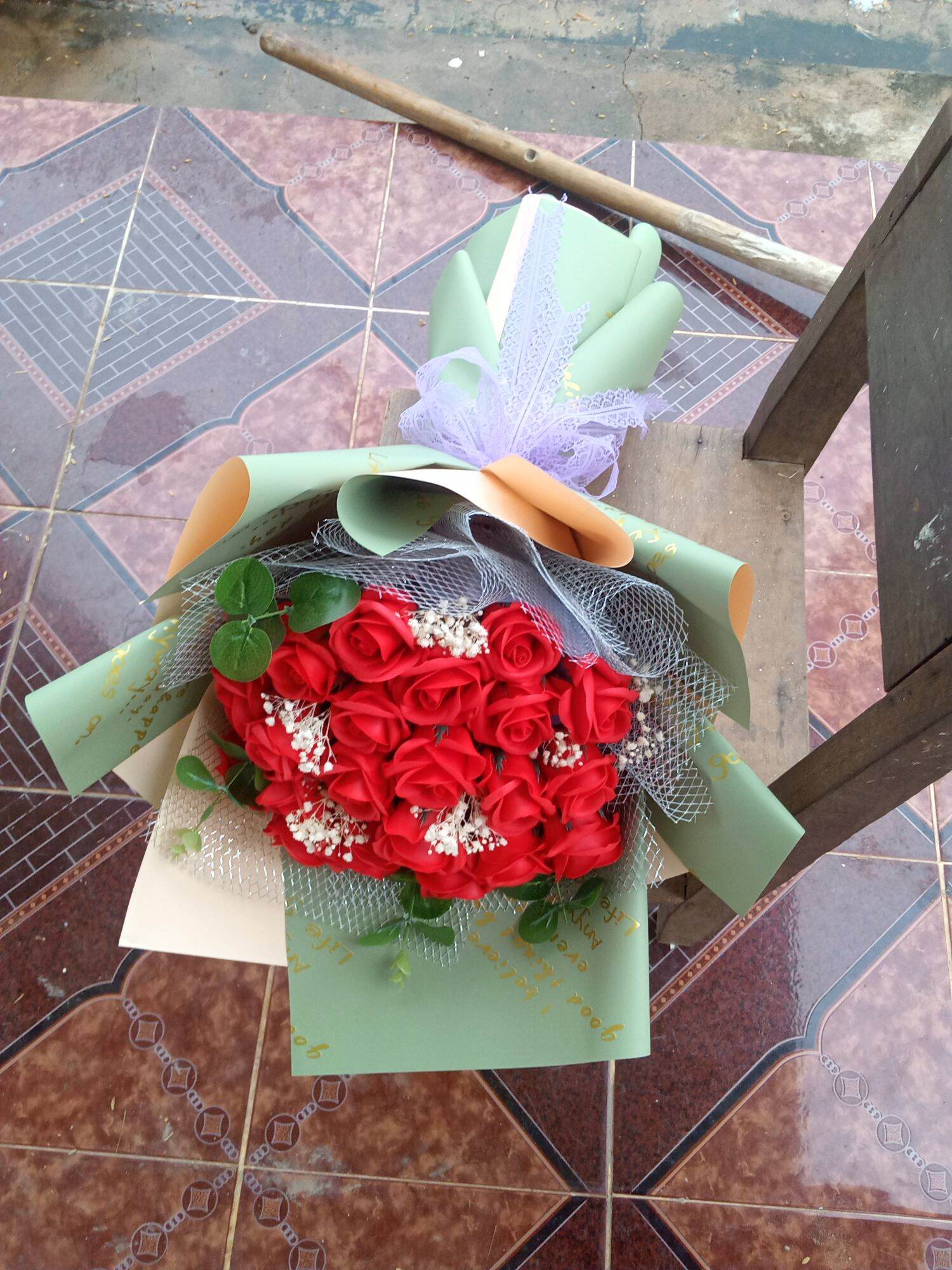 Bó hoa hồng sáp 21 bông+ hoa babi