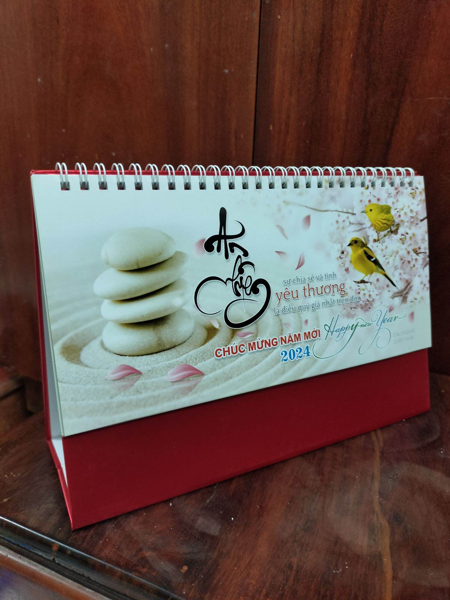 Lịch để bàn ngang an nhiên 2024 đế đỏ