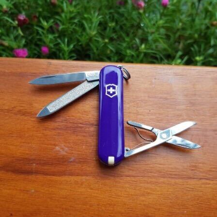 [HCM]Dụng Cụ Đa Năng Victorinox Thụy Sĩ (Đa Sắc Màu)