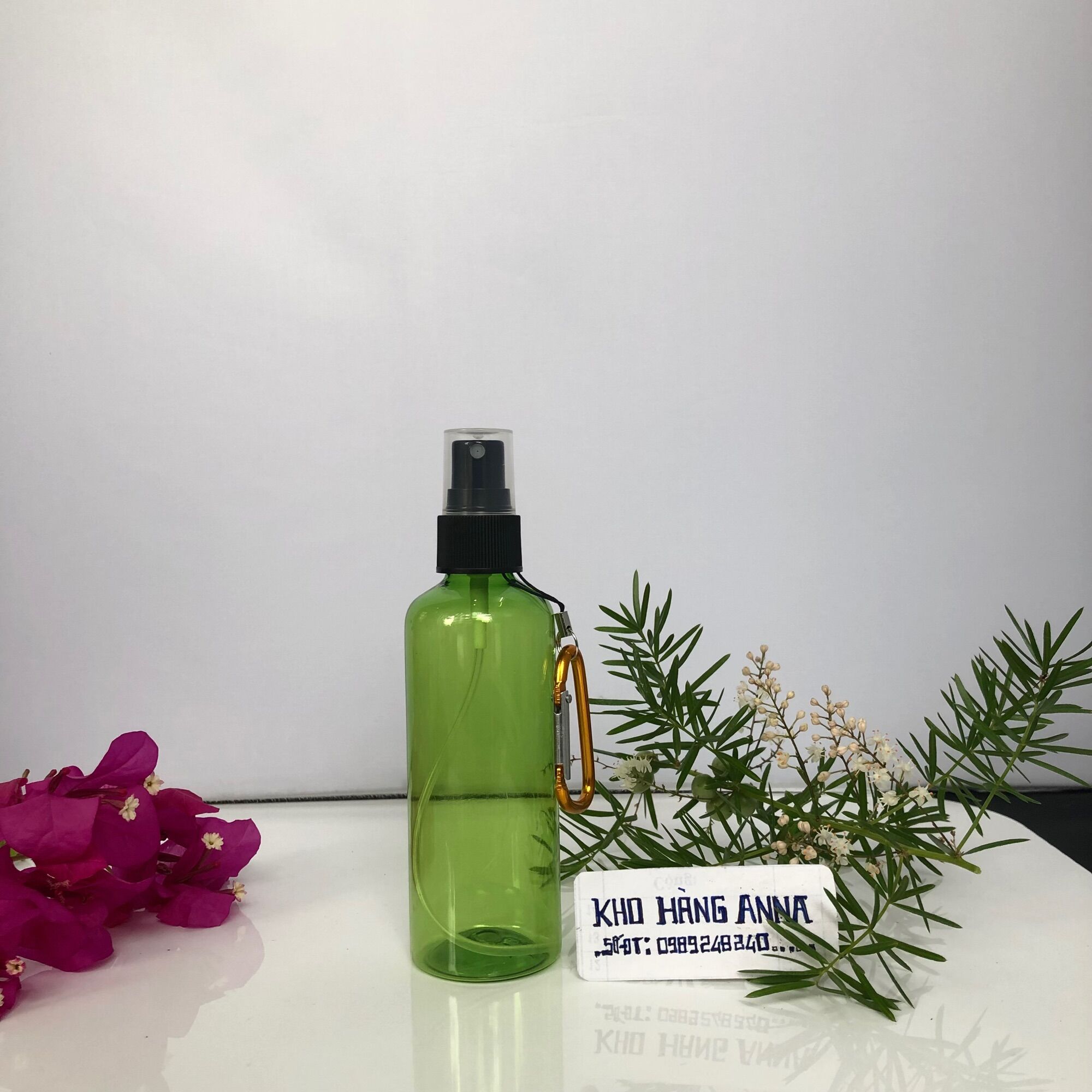 SET 5 MÓC KHOÁ Chai xanh lá/ chai trắng 50ml/ 30ml/ 100ml- Bình Xịt nhỏ mini móc khoá treo xe , treo balo xịt phun sương , xịt dưỡng ẩm , xịt nước rửa tay , xịt cồn sát khuẩn - COMBO 5