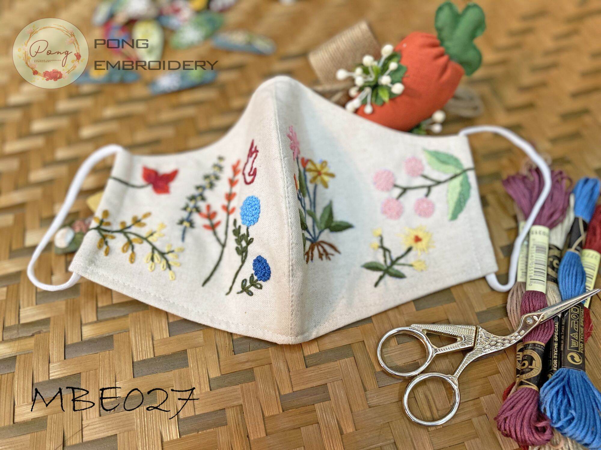Khẩu trang vải thêu tay thủ công 2 mặt linen - pong embroidery