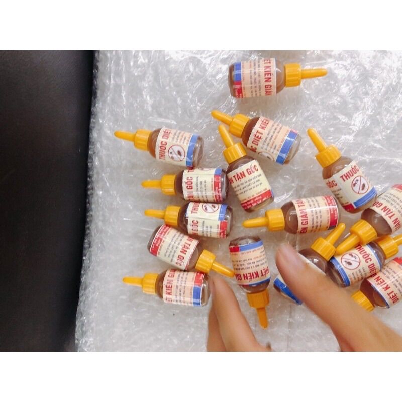 Thuốc diệt kiến gián dạng mật mía