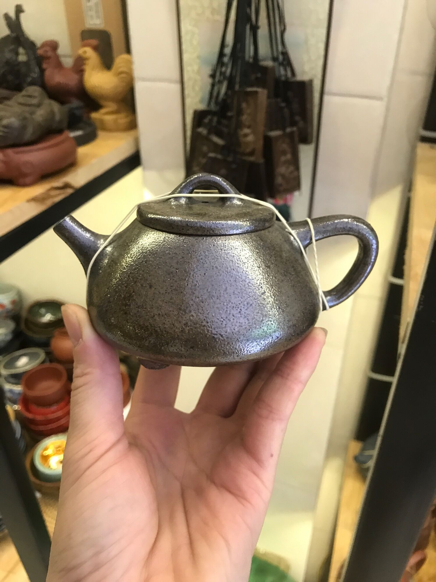 Ấm Tử Sa Nghi Hưng Thạch Biều Hỏa Biến (200ml) -Sản phẩm bao gồm Giấy chứng nhận xuất xứ của Nghệ nhân để trong ấm và Hộp đựng