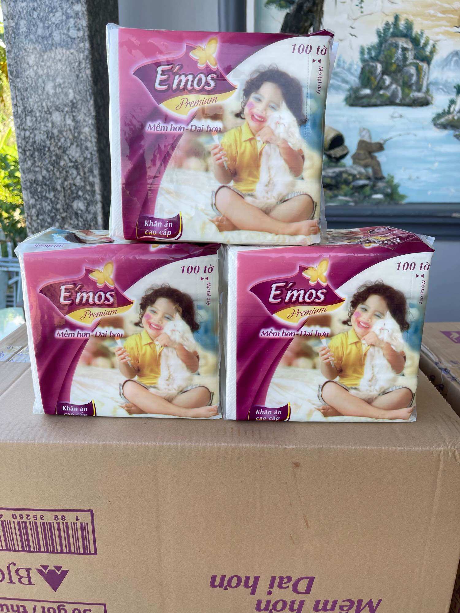 (Phân phối) THÙNG KHĂN GIẤY EMOS 30 GÓI 4kg8