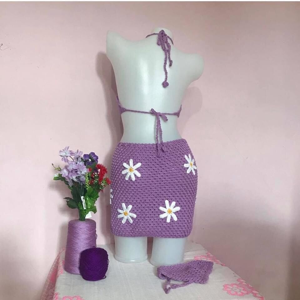 Bikini len móc kèm khăn