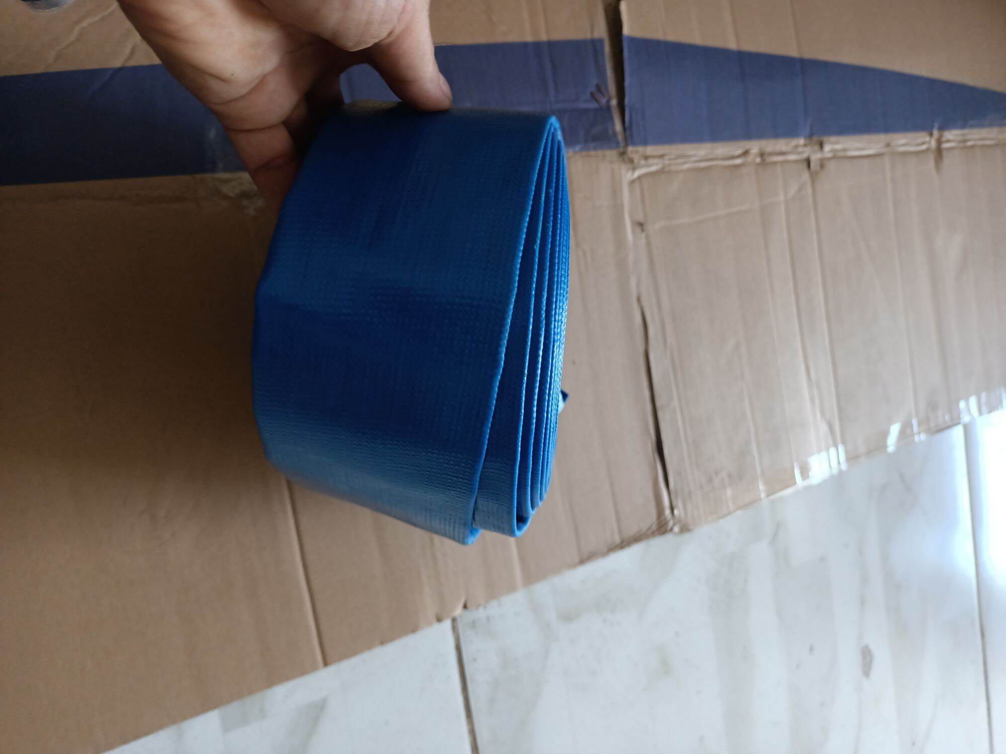 Ống bơm nước vải bạt phi 50 và phi 76 dài 20m