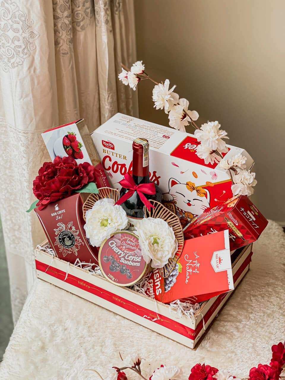 giỏ quà tết hộp gỗ hàng ngoại