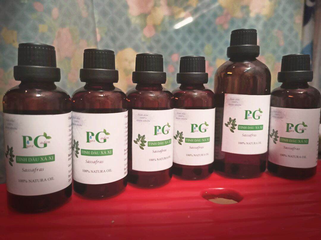 Tinh dầu xá xị nguyên chất