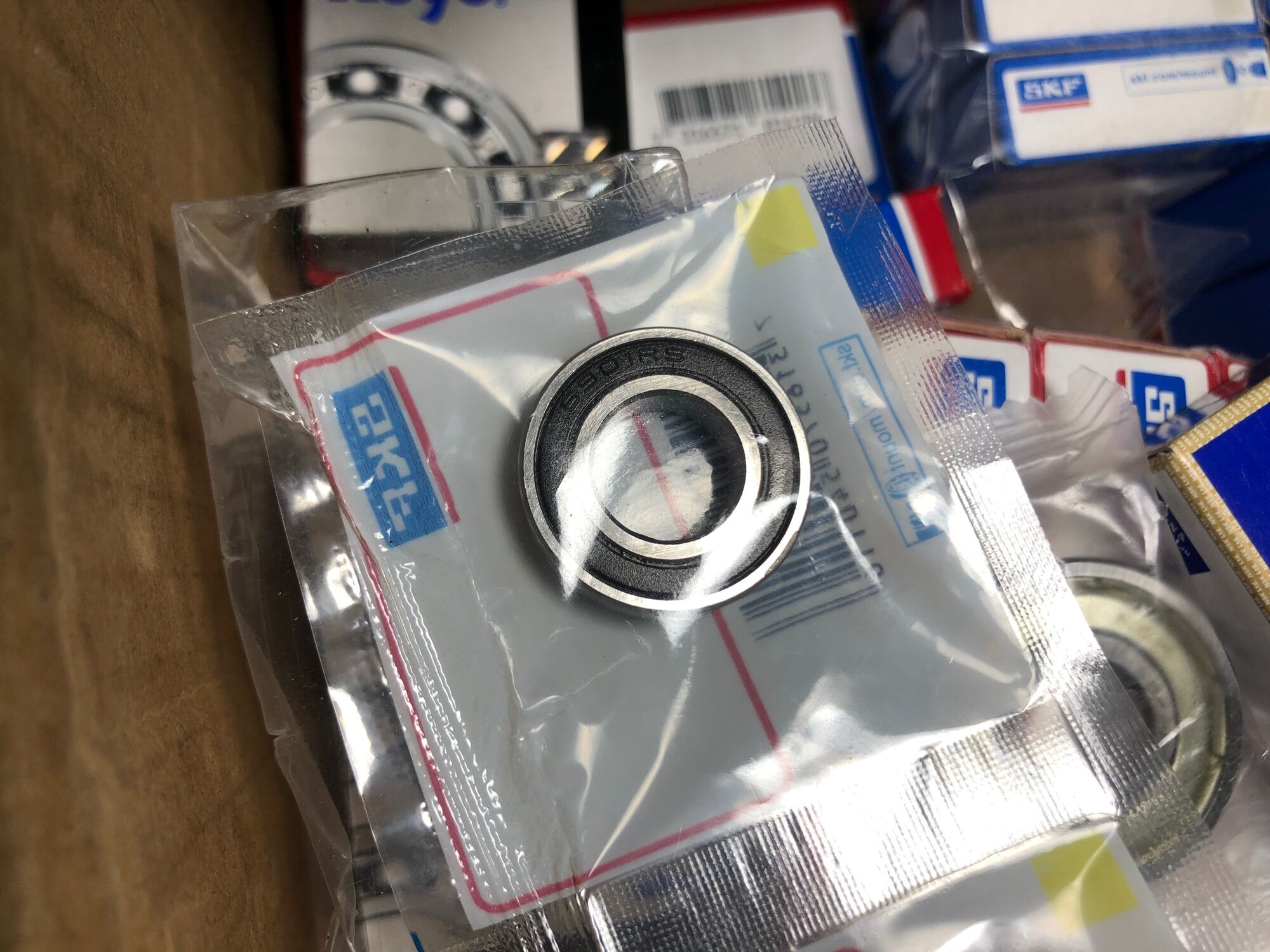 Vòng bi bạc đạn SKF 6901 cho xe đạp