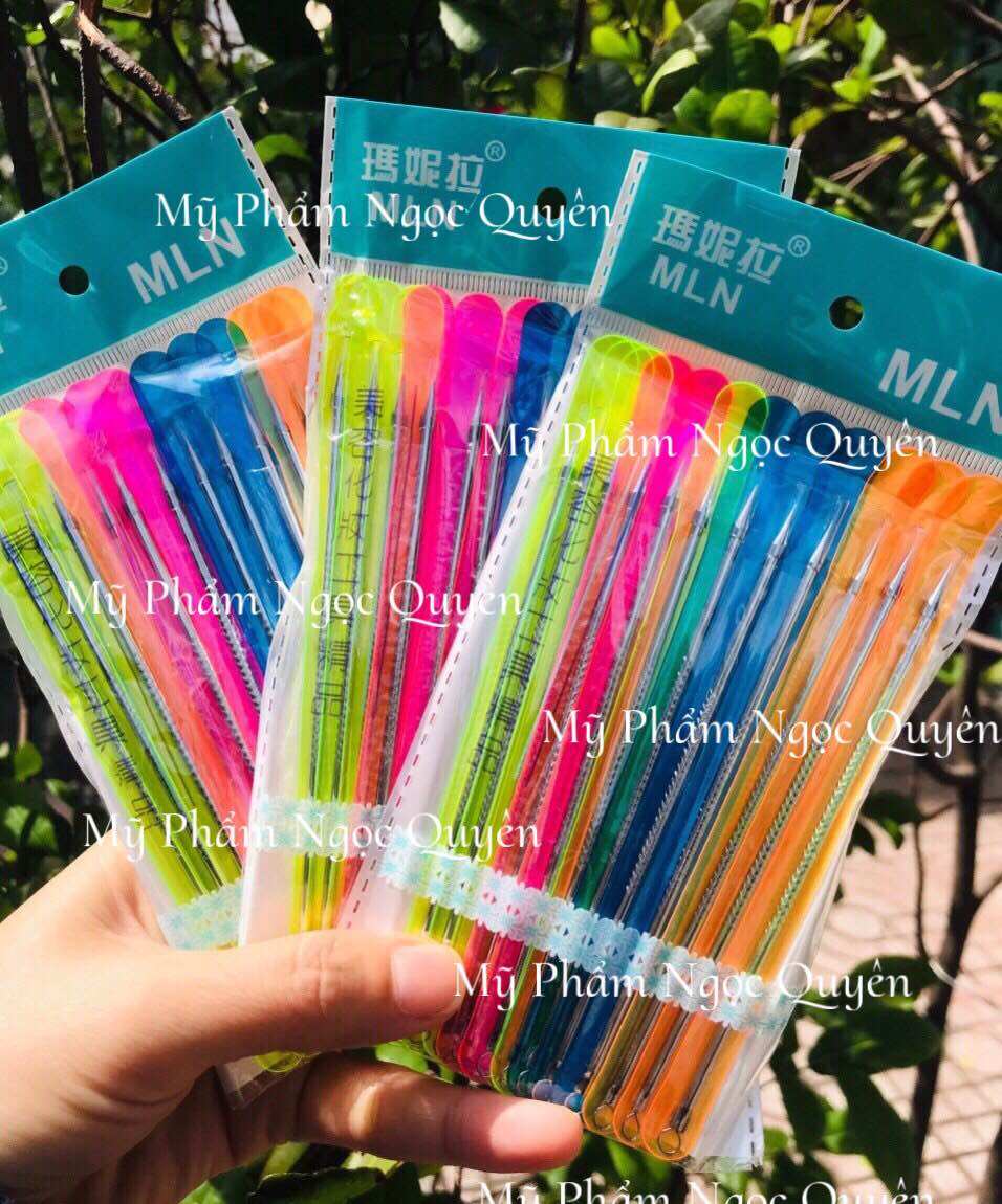 Vỉ nặn mụn 12 cây/ nặn mụn vỉ màu
