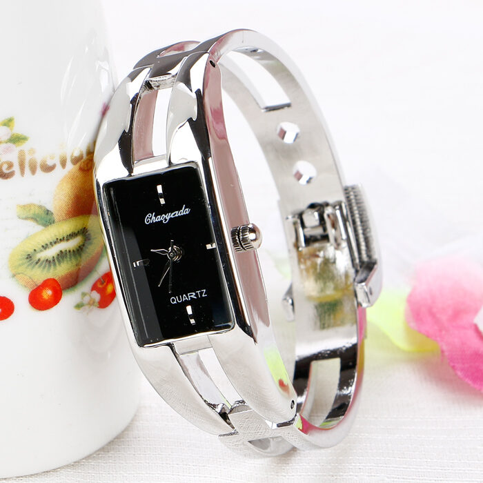 Đồng Hồ Thạch Anh Mini Phong Trào Thép Không Gỉ Dành Cho Nữ Mở Vòng Tay Phong Cách Hàn Quốc Đơn Giản Retro Thời Trang Và Đa Năng