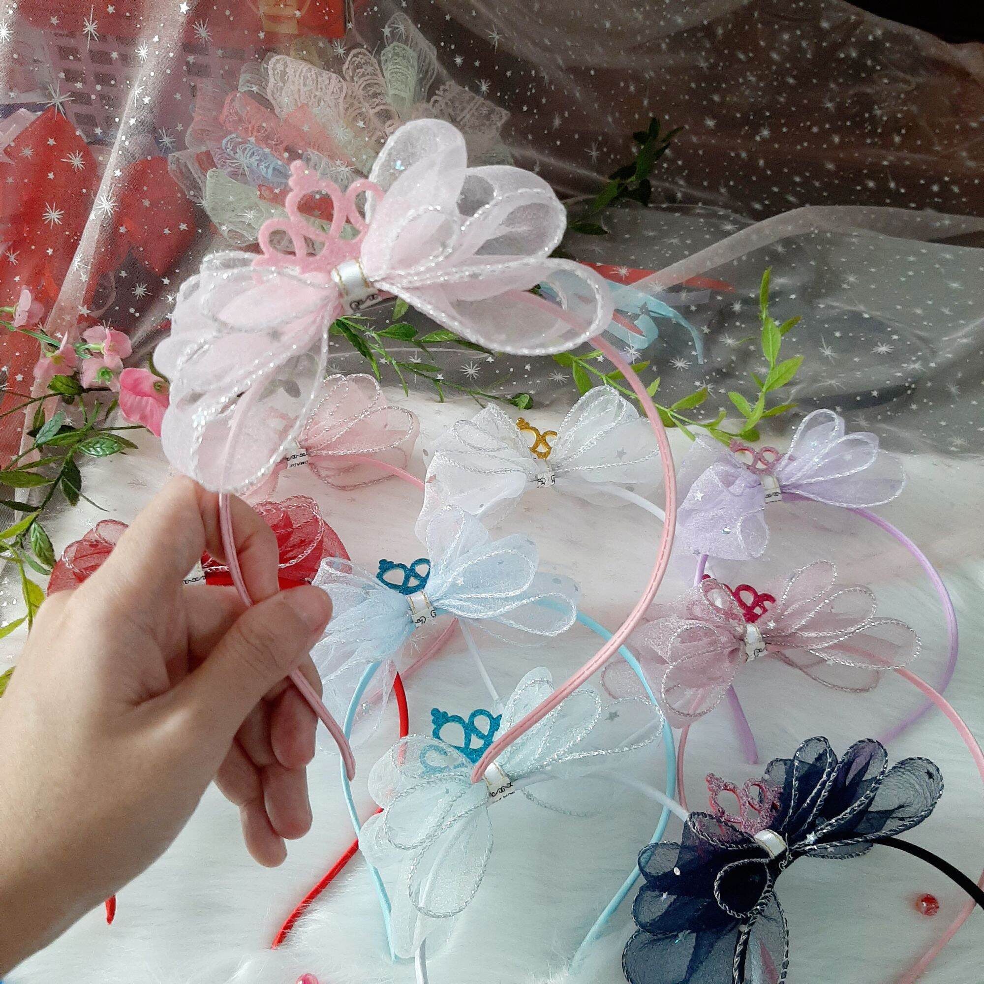 Cài tóc nơ lấp lánh đính vương miện cho bé